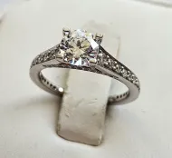 Gold Diamond Ring 18Kt