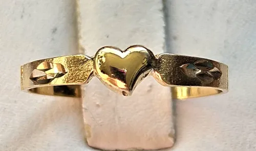 Gold Heart Ring 10Kt