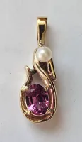 Gold Garnet Pendant 10Kt