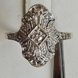 Gold Diamond Ring 14Kt